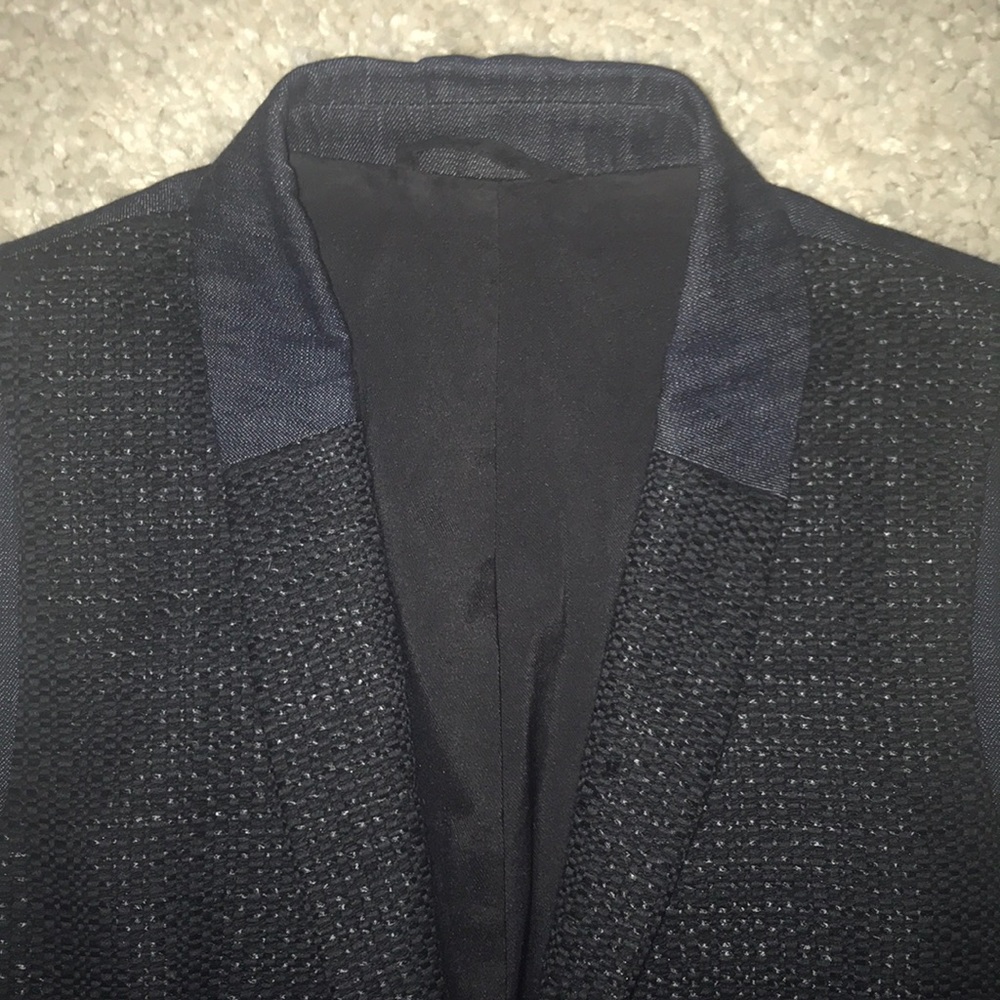 A | X VEST - Picture 4 of 8